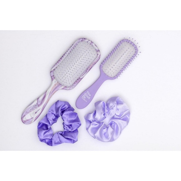 The Knot Dr. Conair Detangle Brush and Scrunchie Set - Picture 2 of 3